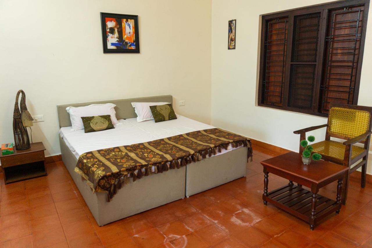 Canalview Private Cottage Azhikkal Ayiram Thengu Panmana Exterior foto